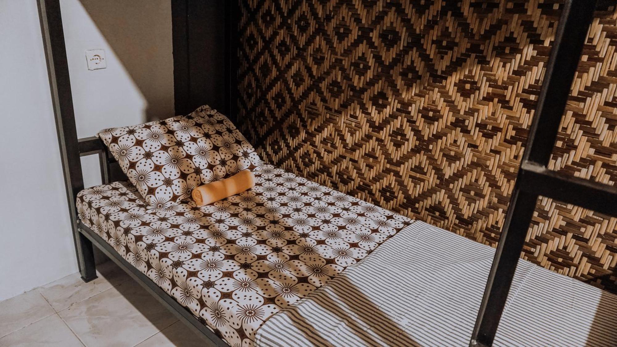 Glory Homestay Yogyakarta Ngoại thất bức ảnh