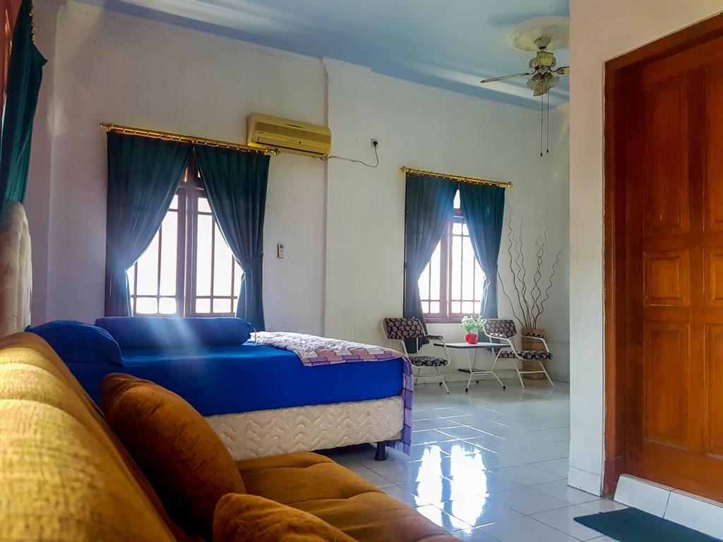 Glory Homestay Yogyakarta Ngoại thất bức ảnh